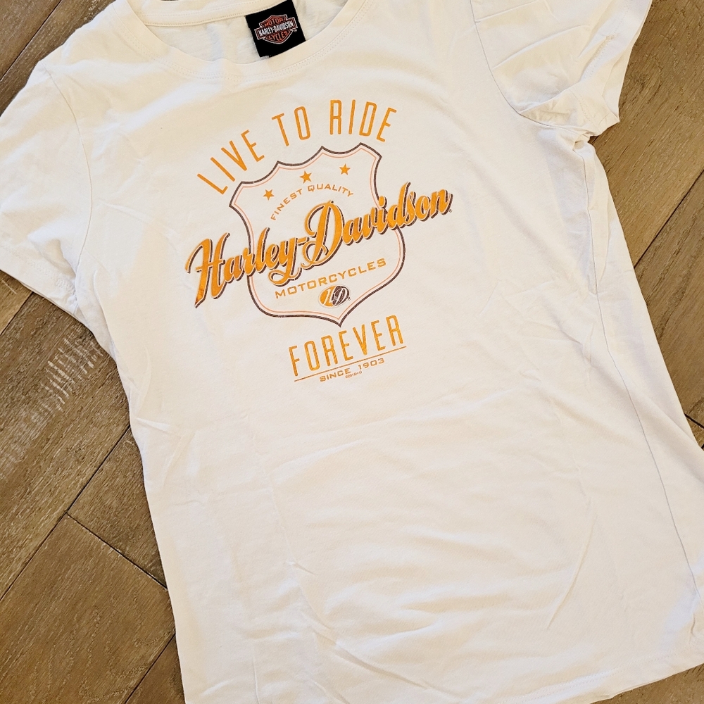 Harley-Davidson Cream Tee with Copper & Black Logo, Size M